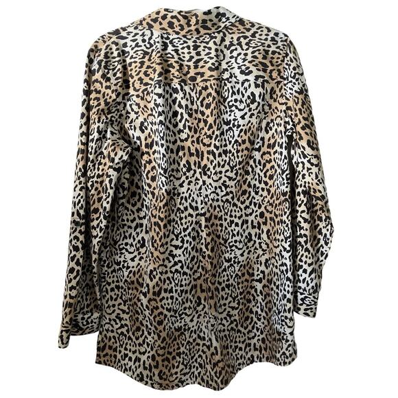 Chico's Women's Button Down Tunic Animal Print Tabbed Roll Up Sleeve Sz Sm - Picture 4 of 8